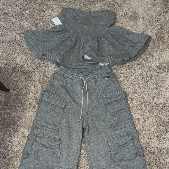 Beautiful stylish bustier top/pant set! - Picture 2 of 2